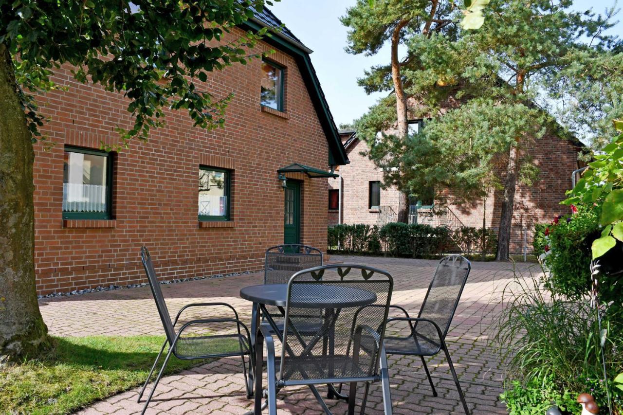 Appartementhaus In *